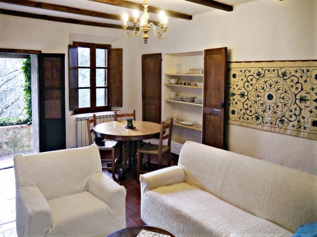 蒙塔尔托城堡公寓式酒店 卡斯德尔诺沃贝拉登卡 客房 照片